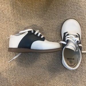 Footmates navy and white saddle shoe